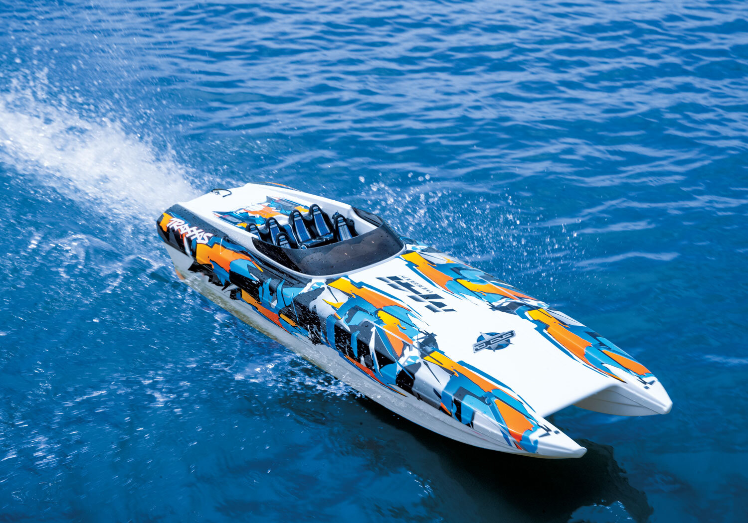 traxxas catamaran rc boat