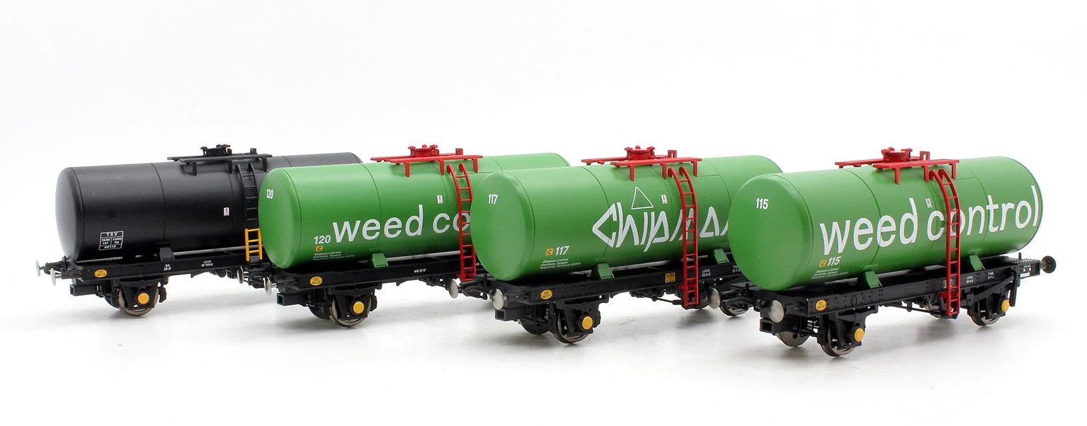 Heljan - HO/OO Wagons Chipmans Weedkiller Tank Wagons (4 Pce)