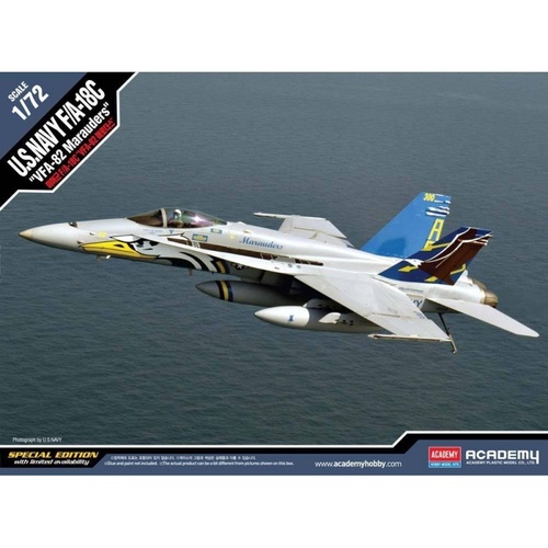 Academy - 1/72 F/A-18C U.S Navy VFA-82 "Marauders" Le: Hornet Plastic Model Kit [12534]