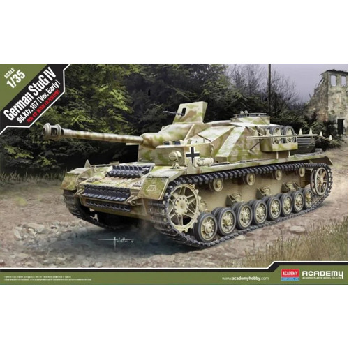 Academy - 1/35 German StuG IV Sd.Kfz.167 "Ver.Early" Plastic Model Kit [13522]