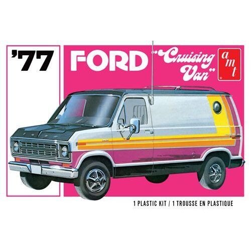 AMT - 1/25 1977 Ford Cruising Van 2T