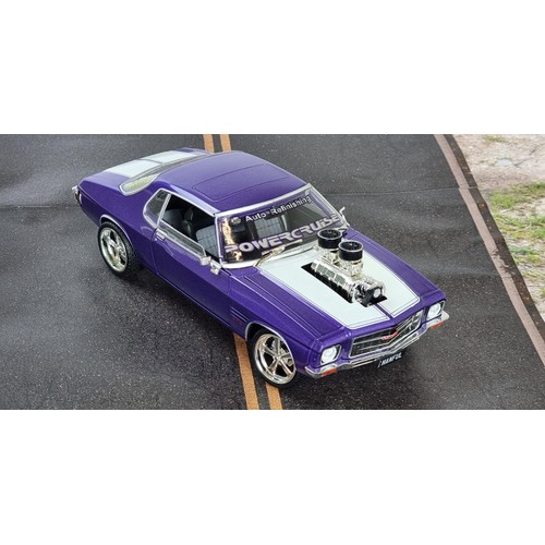 DDA Collectibles - 1/24 1973 Hanful Holden Monaro HQ GTS Custom Purple - DDA201