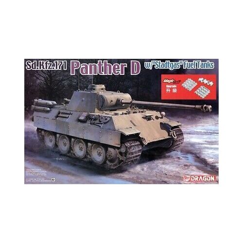 Dragon 1/35 Panther D w/"Stadtgas" Fuel Tanks (Magic Track included) Plastic Model Kit [6881]