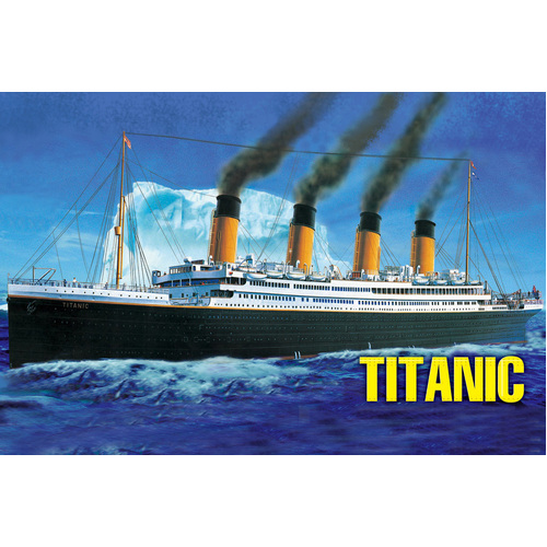 HobbyBoss 1/550 R.M.S. Titanic Plastic Model Kit [81305]