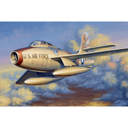 HobbyBoss 1/48 F-84F Thunderstreak Plastic Model Kit [81726]