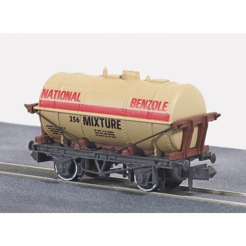 Peco - N Tank Wagon National Benzole - NRP162