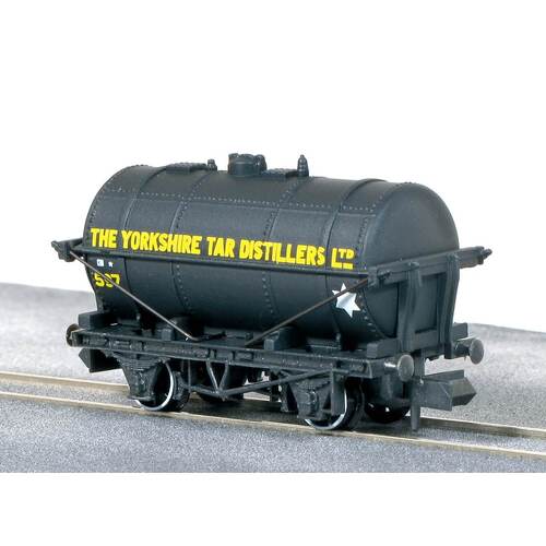 Peco -  N Yorkshire Tar Distillers Tank Wagon - NRP180