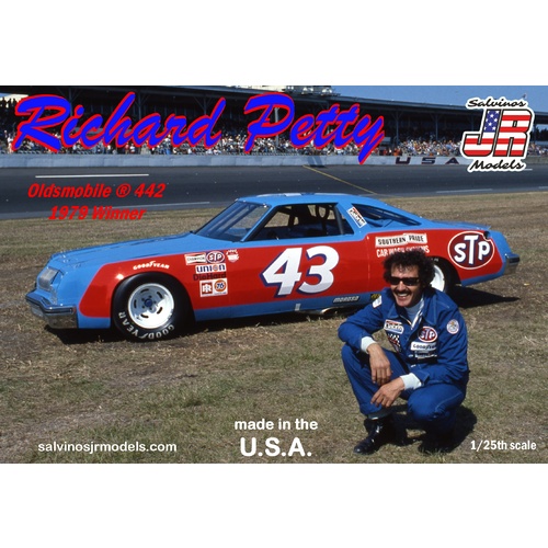 Salvinos JR - 1/25 Richard Petty #43 Oldsmobile 442